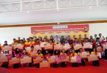 Apresiasi Atlet dan Pelatih, Bupati Banyuasin Serahkan Bonus untuk Pejuang Olahraga Daerah