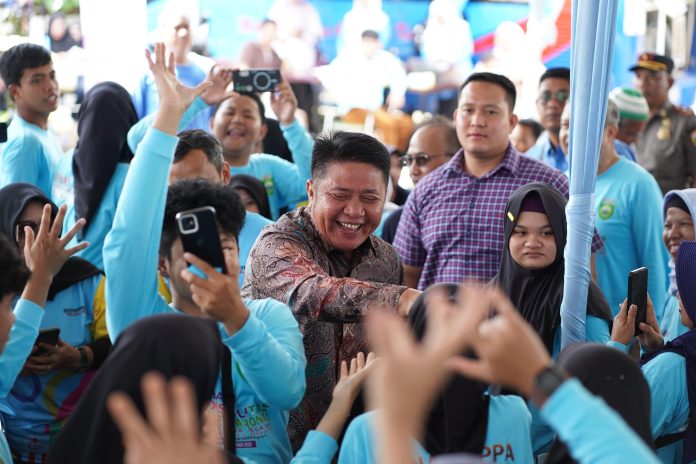 al0rY85064AiBeeGhwuknX2Za2Kw9ZNJxzgd7UG5